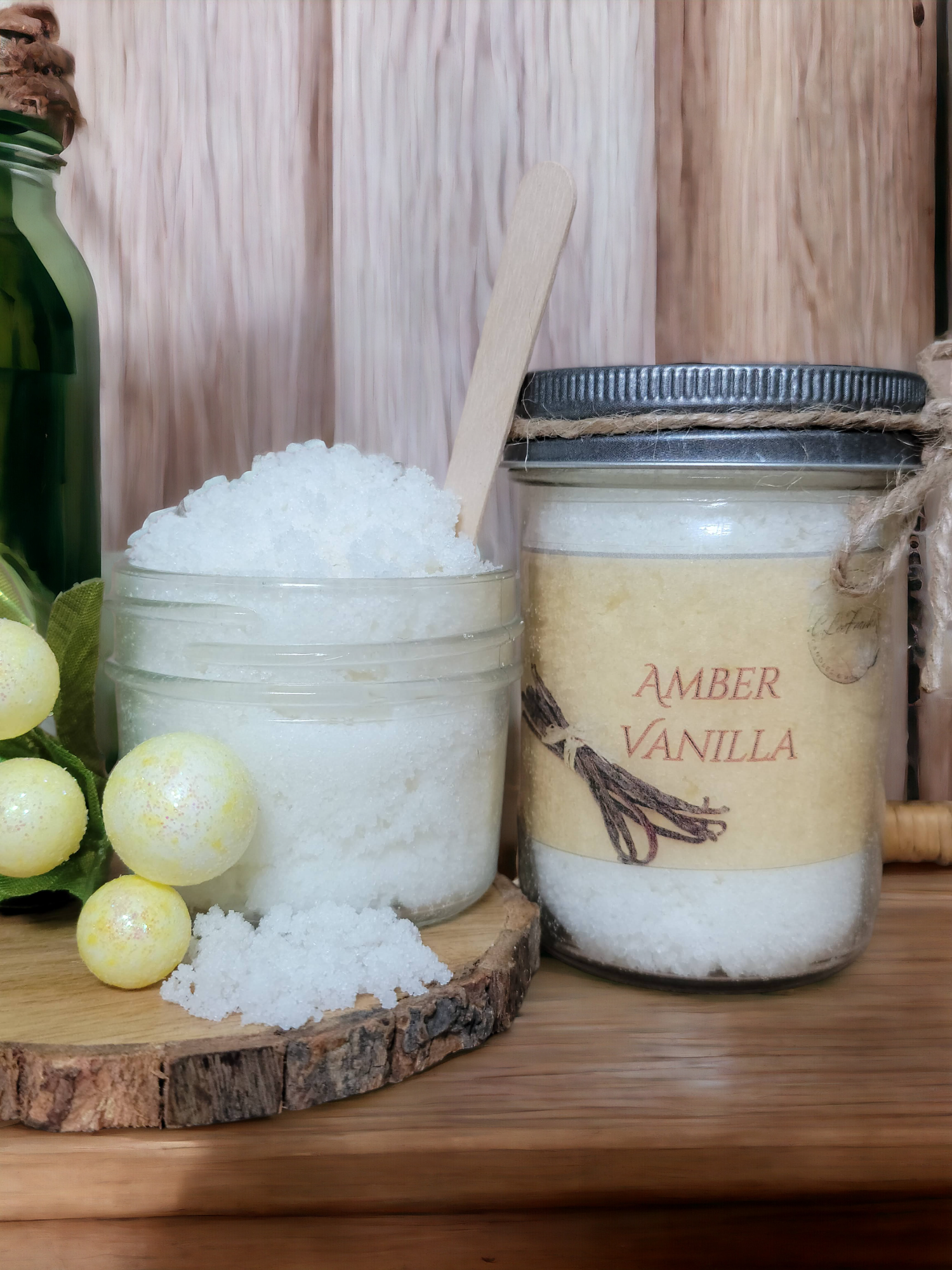 Sweet Sugar Scrub - Amber Vanilla Image