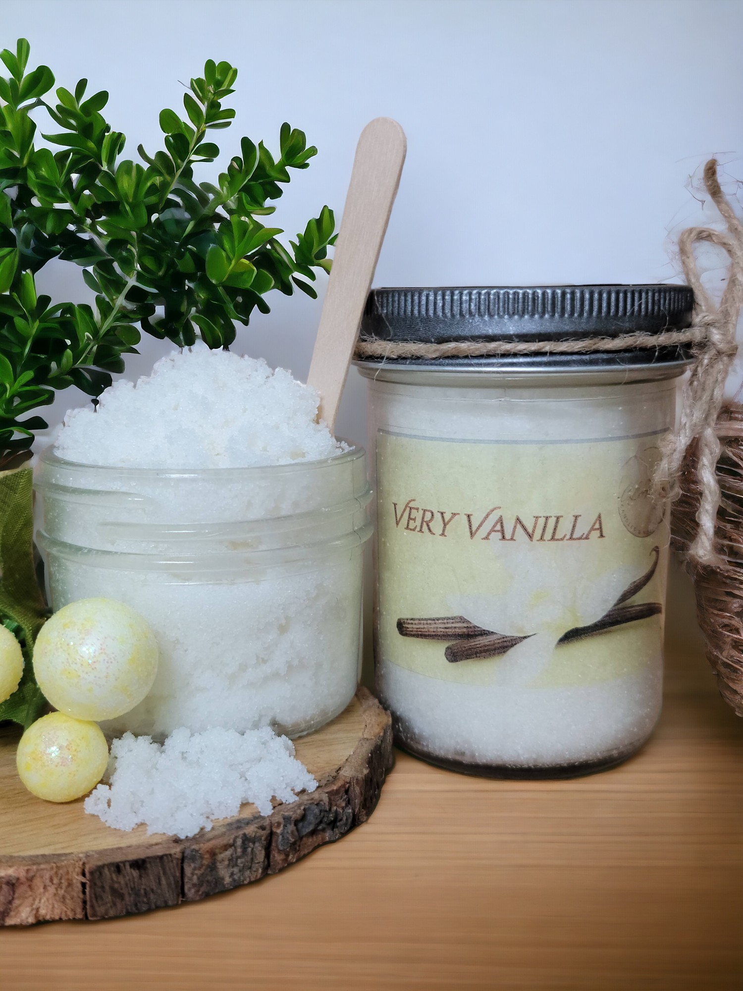 Sweet Sugar Scrub - Very Vanilla Image